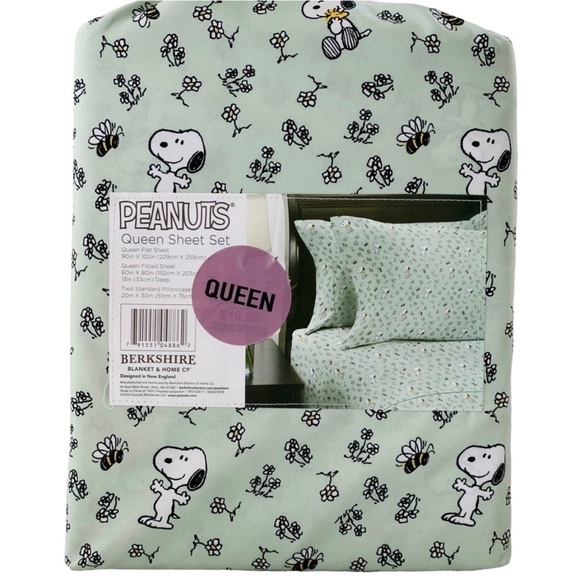 Peanuts Snoopy Queen Size Spring Sheet Set Green floral NWT - Picture 3 of 8